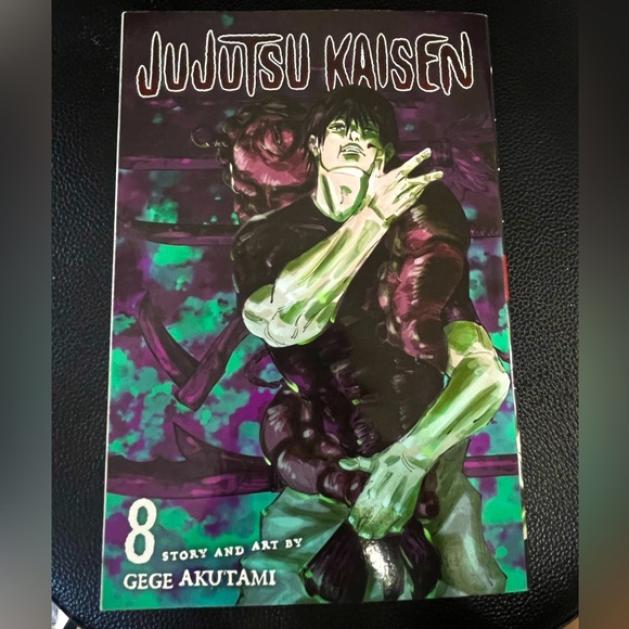 Jujutsu Kaisen Manga Volume 8 by Gege Akutami - Picture 1 of 2